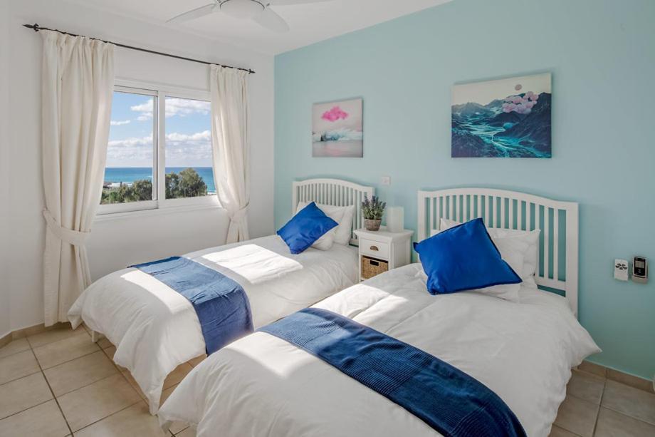 207 Kings Palace Seaview بافوس المظهر الخارجي الصورة